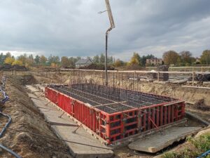 15.10.2025 Betonowanie fundamentu podpory1